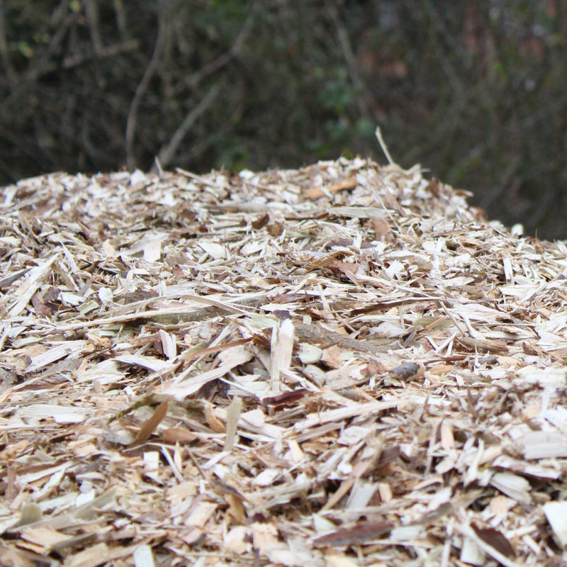 Hazel Wood Chippings 90L Box HOME AND GARDEN Prestige Wicker 